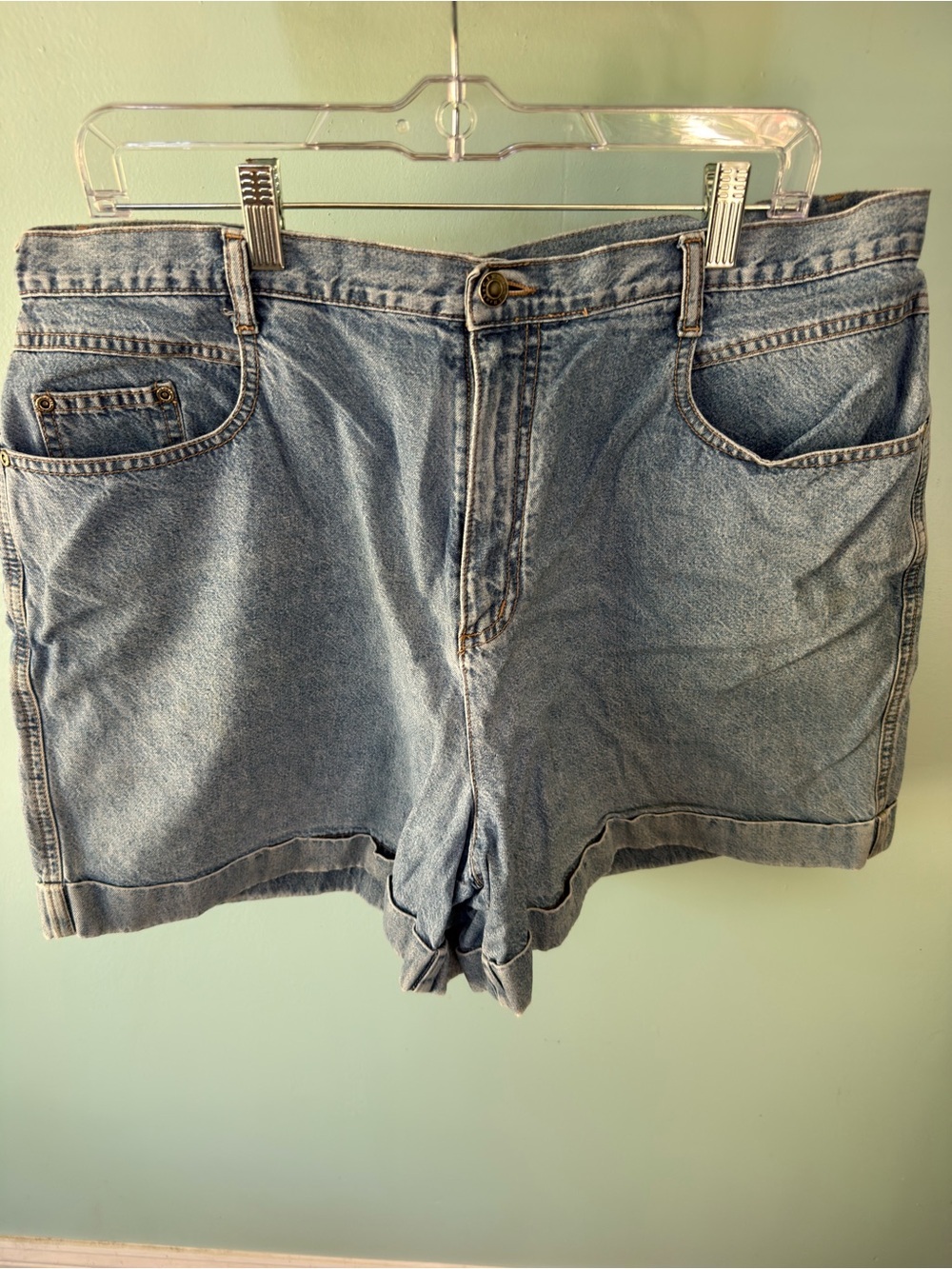 C. J. Banks Light Blue Denim Wash  Womens Shorts Size 18W